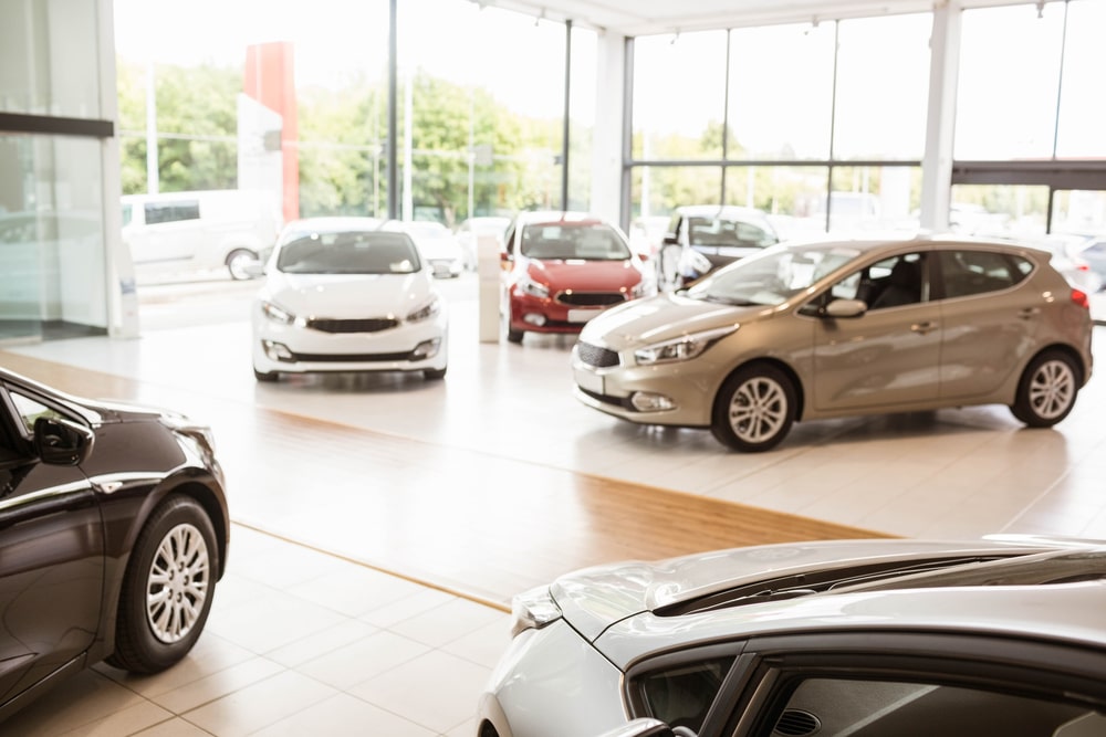 vehicles at a dealership with used car dealer warranty